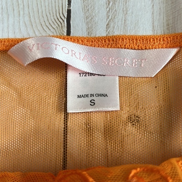 Victoria’s Secret orange nightie size S - Picture 4 of 4